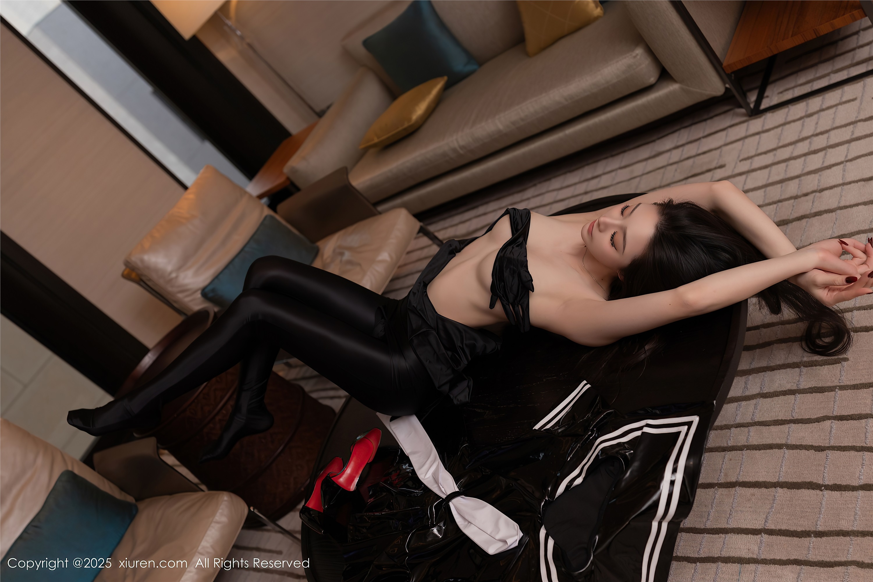 Xiuren秀人网 2025.03.28 NO.10087 小逗逗